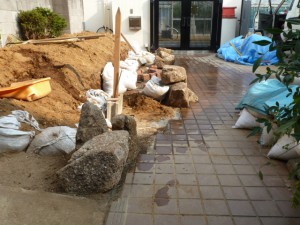 木曽石積み、東京江戸川区リガーデン工事、