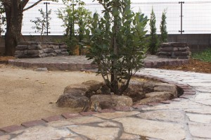 植込み