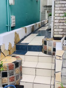 アプローチのような階段
